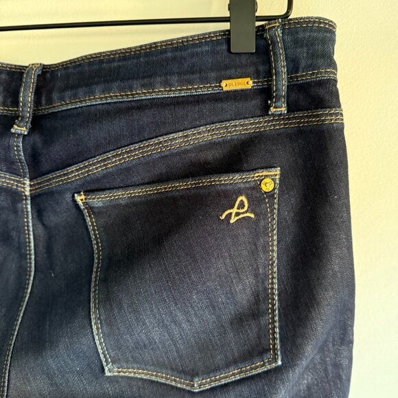 DL1961 – Angel Mid-Rise Skinny Ankle Jeans – Dark Wash – Size 32 - Picture 9 of 16